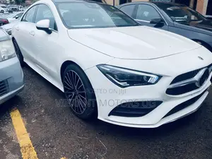Mercedes-Benz CLA-Class CLA 200 Sedan 2022 White