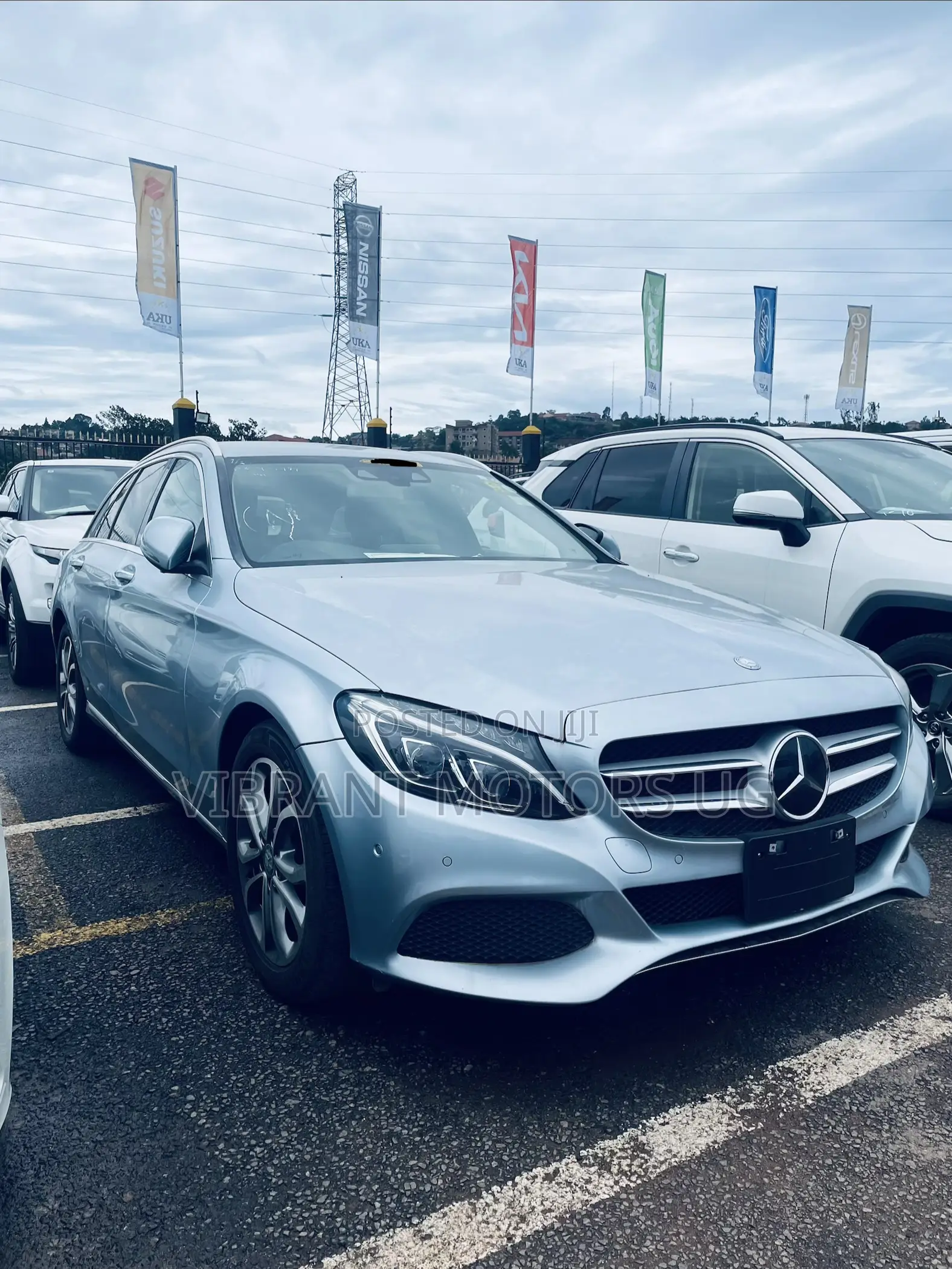 Mercedes-Benz C200 2015 Blue