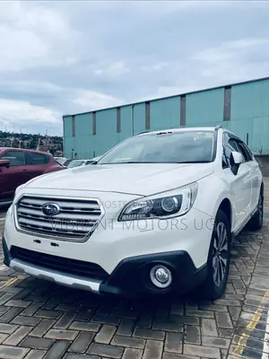 Subaru Outback 2017 White