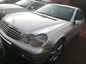 Mercedes-Benz C180 2005 Silver