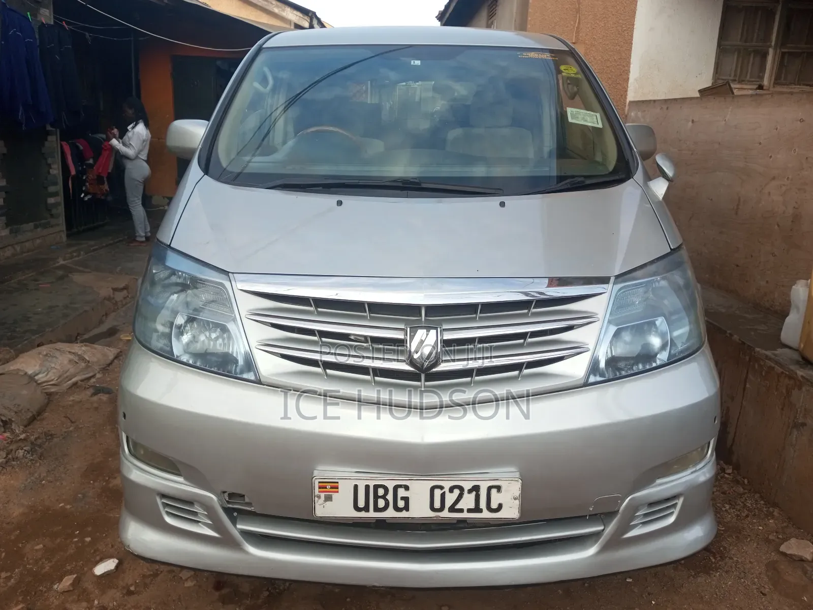 Toyota Alphard 2006