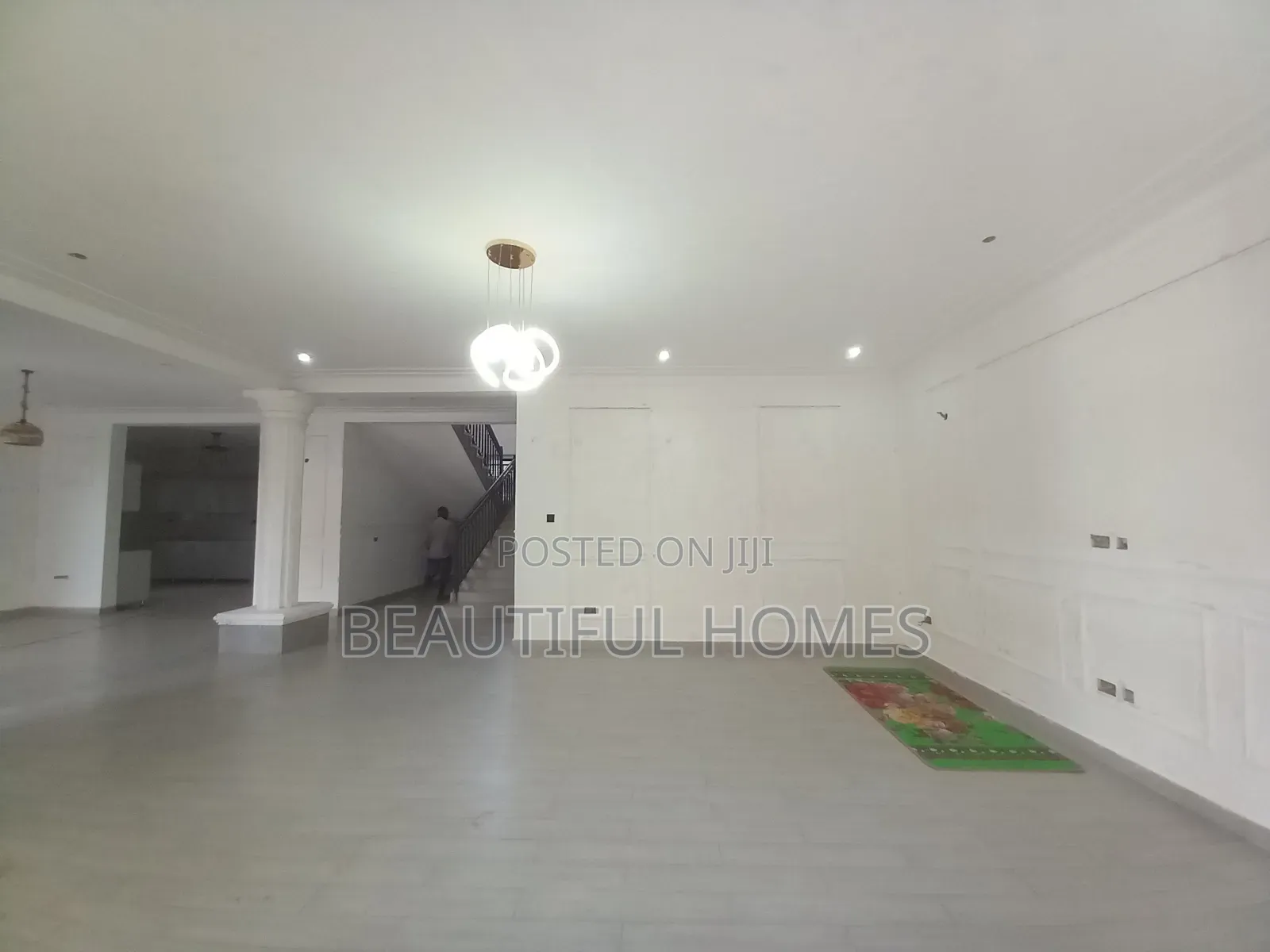 Furnished 5bdrm House in Kira, Central Division for sale