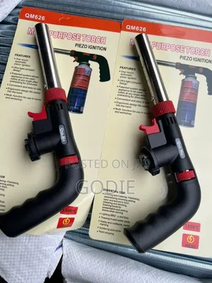 Multi-Purpose Butane Torch With Piezo Ignition.