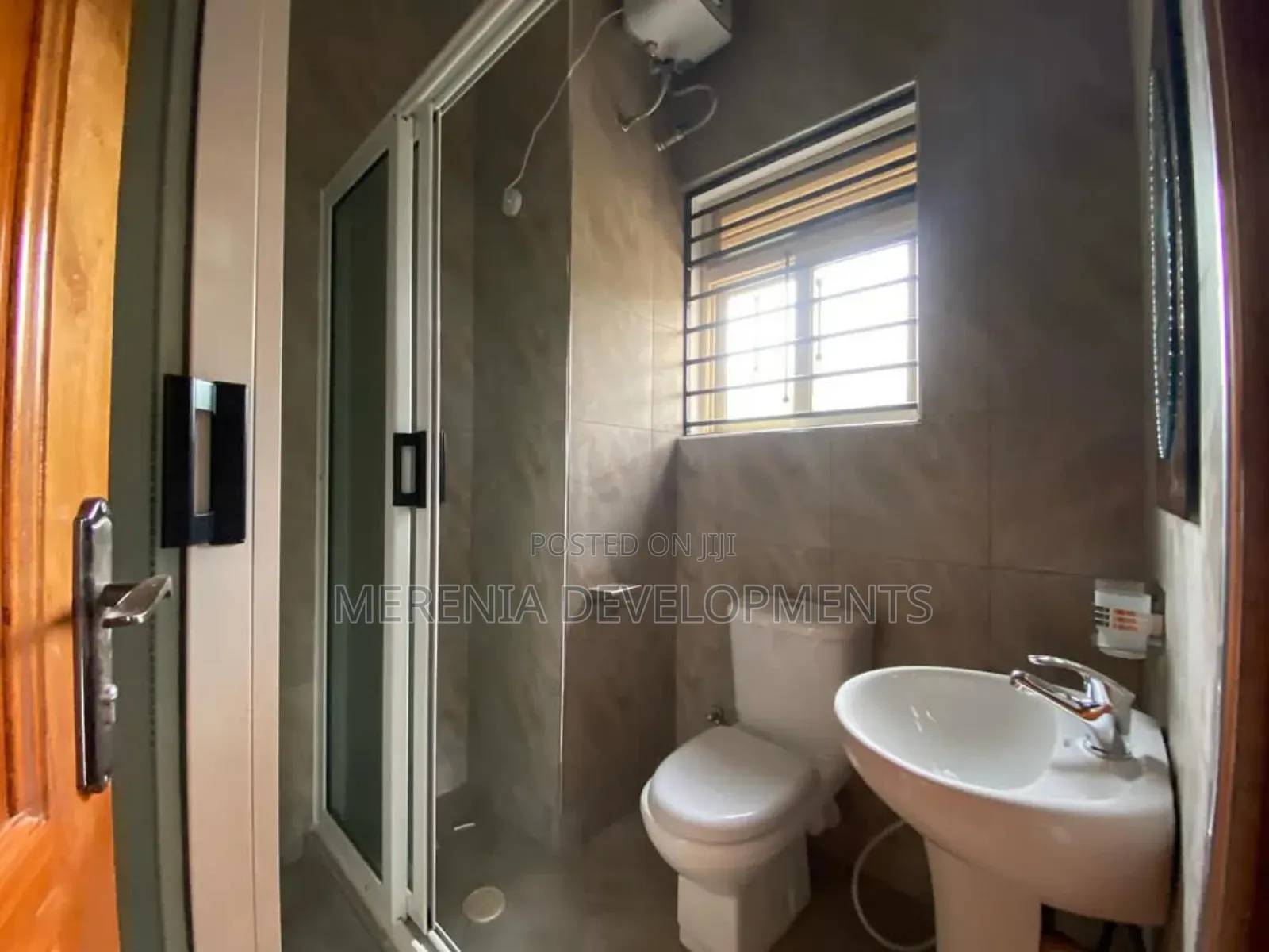 3bdrm Apartment in Kisaasi, Kawempe for rent