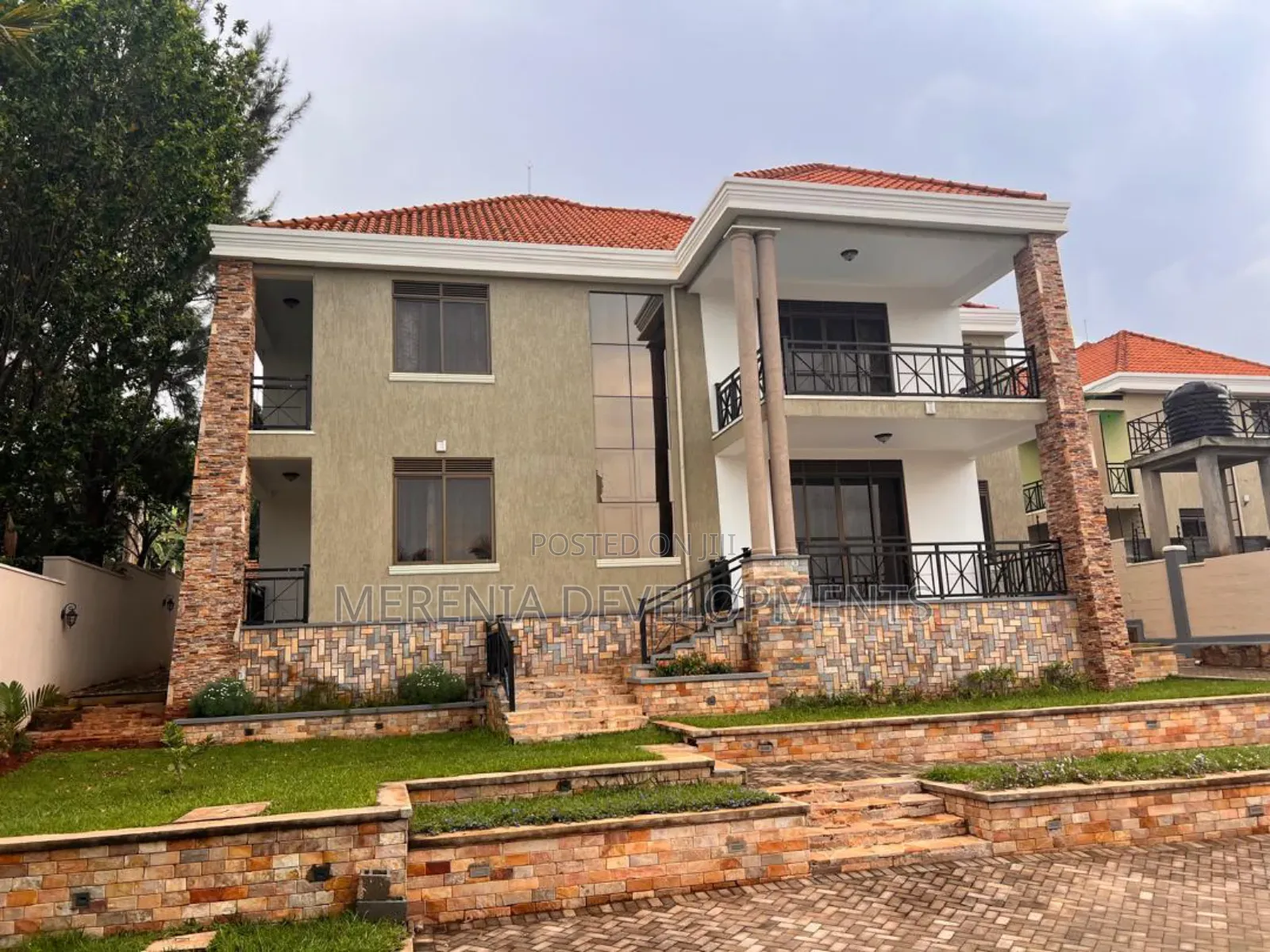 5bdrm House in Bwebajja, Kakiri for rent