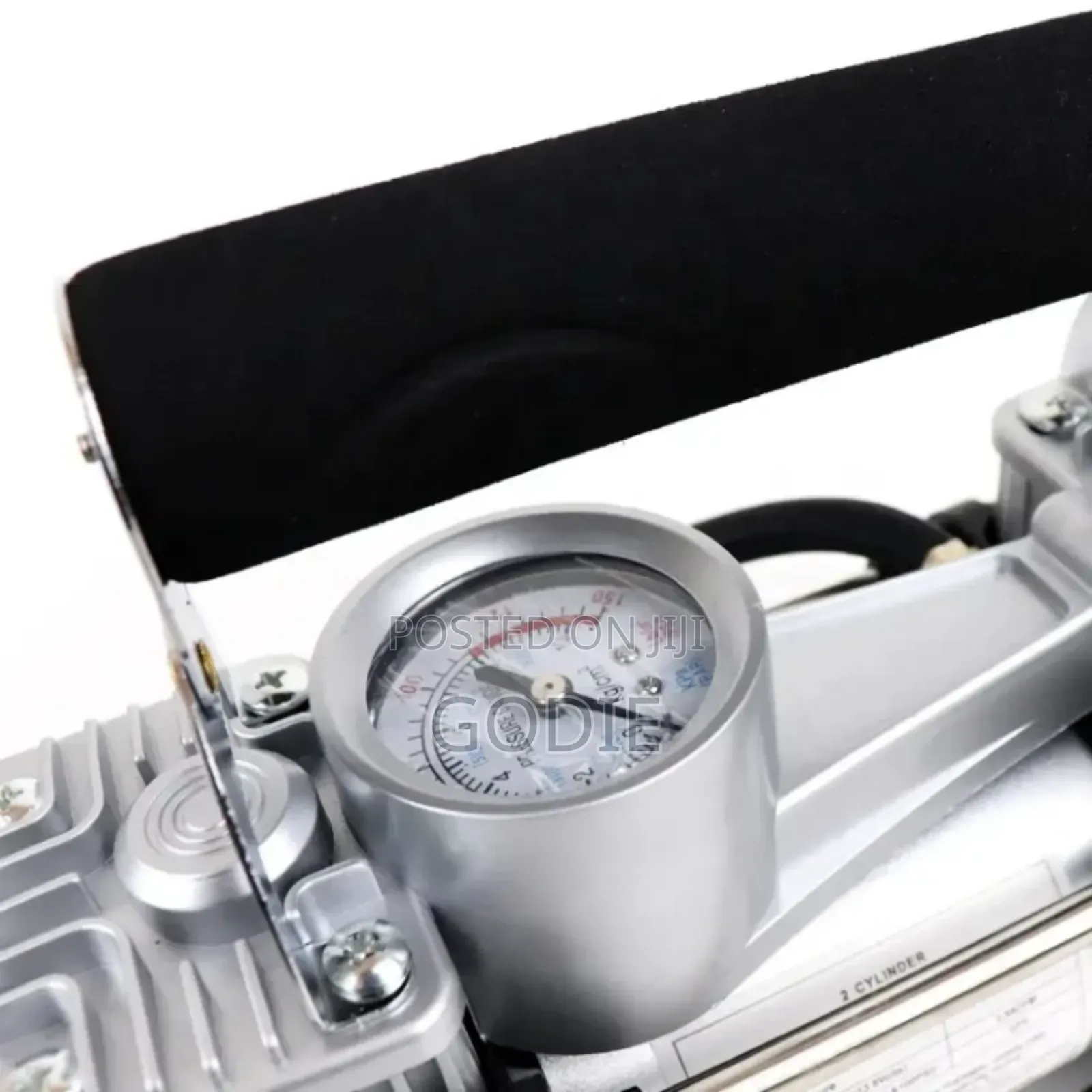 Heavy Duty 12v Portable Air Compressor.