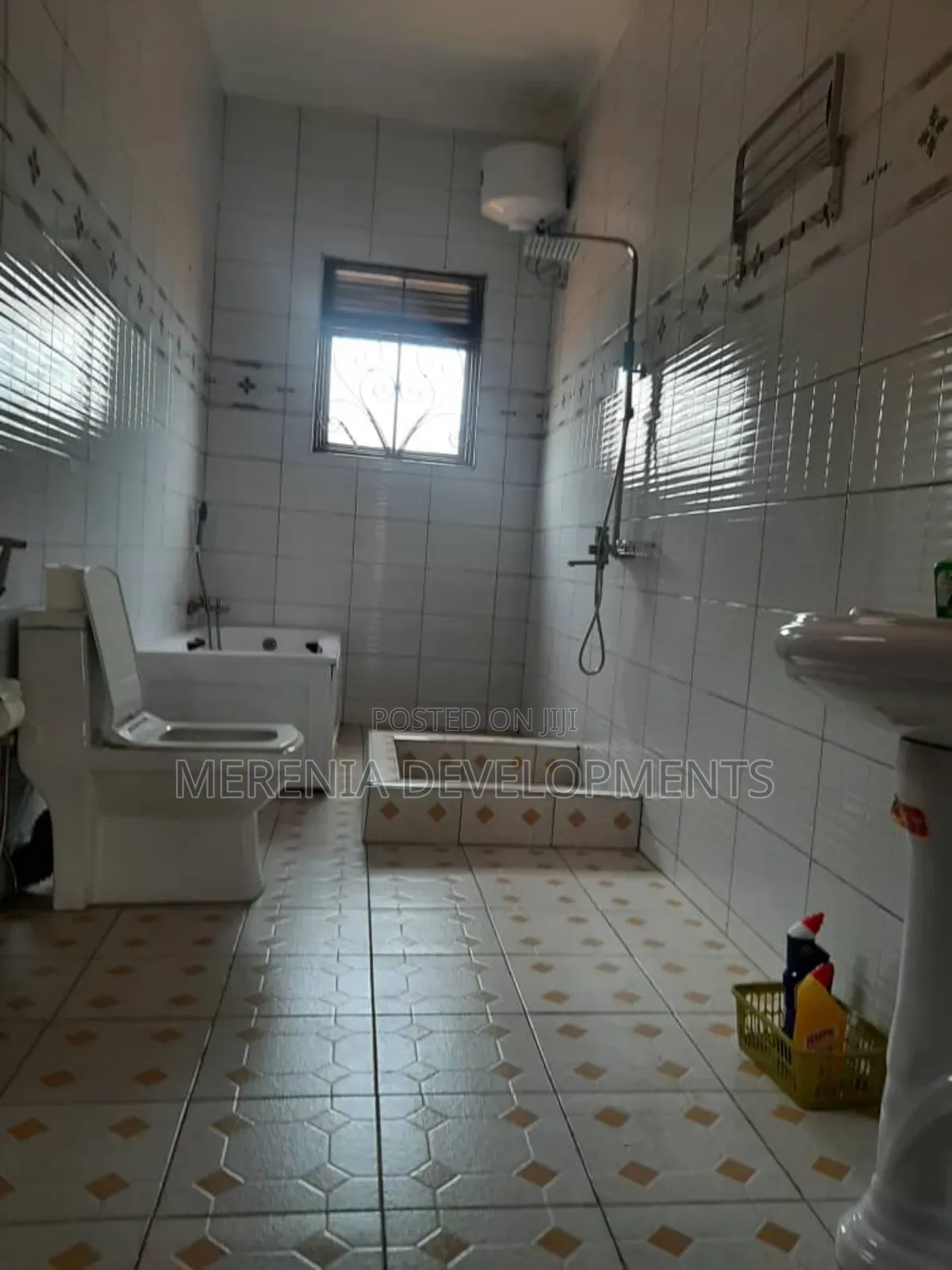 Furnished 3bdrm House in Kitende, Wakiso / Wakiso for rent