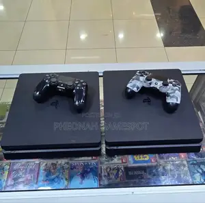 Chipped Ps4 Slim + 12 Games, 2 Pads. The Only Friend You’Ll Ever Need.