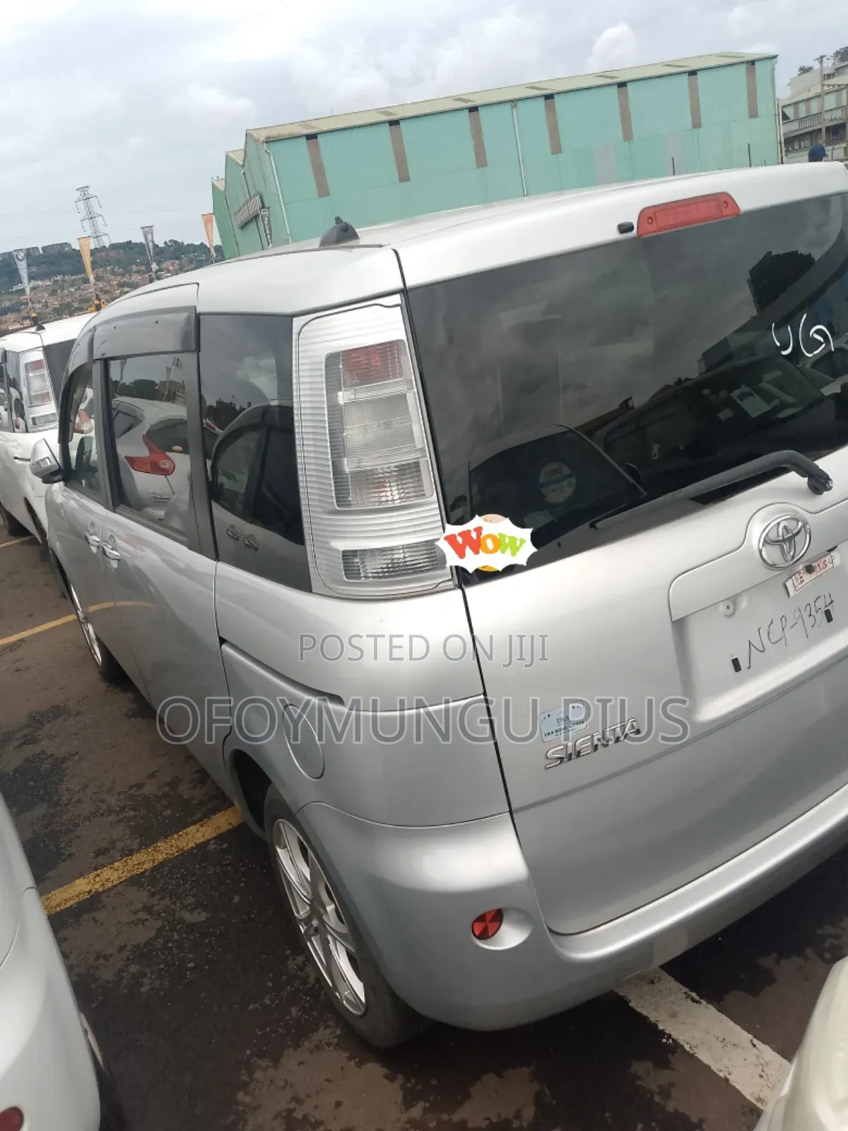 Toyota Sienta 2014 Silver