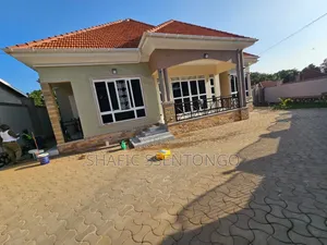 Furnished 6bdrm House in Ssisa for sale