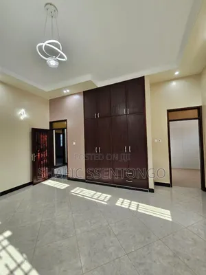Furnished 6bdrm House in Ssisa for sale
