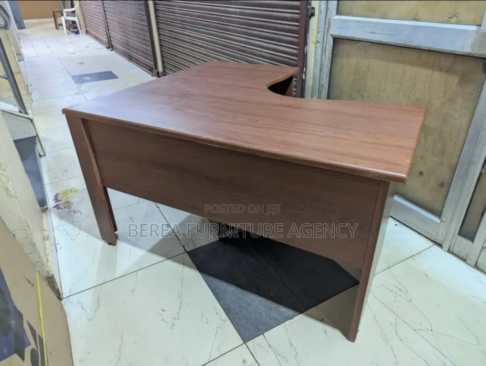 U-Shaped Office Table 140cm by 120cm