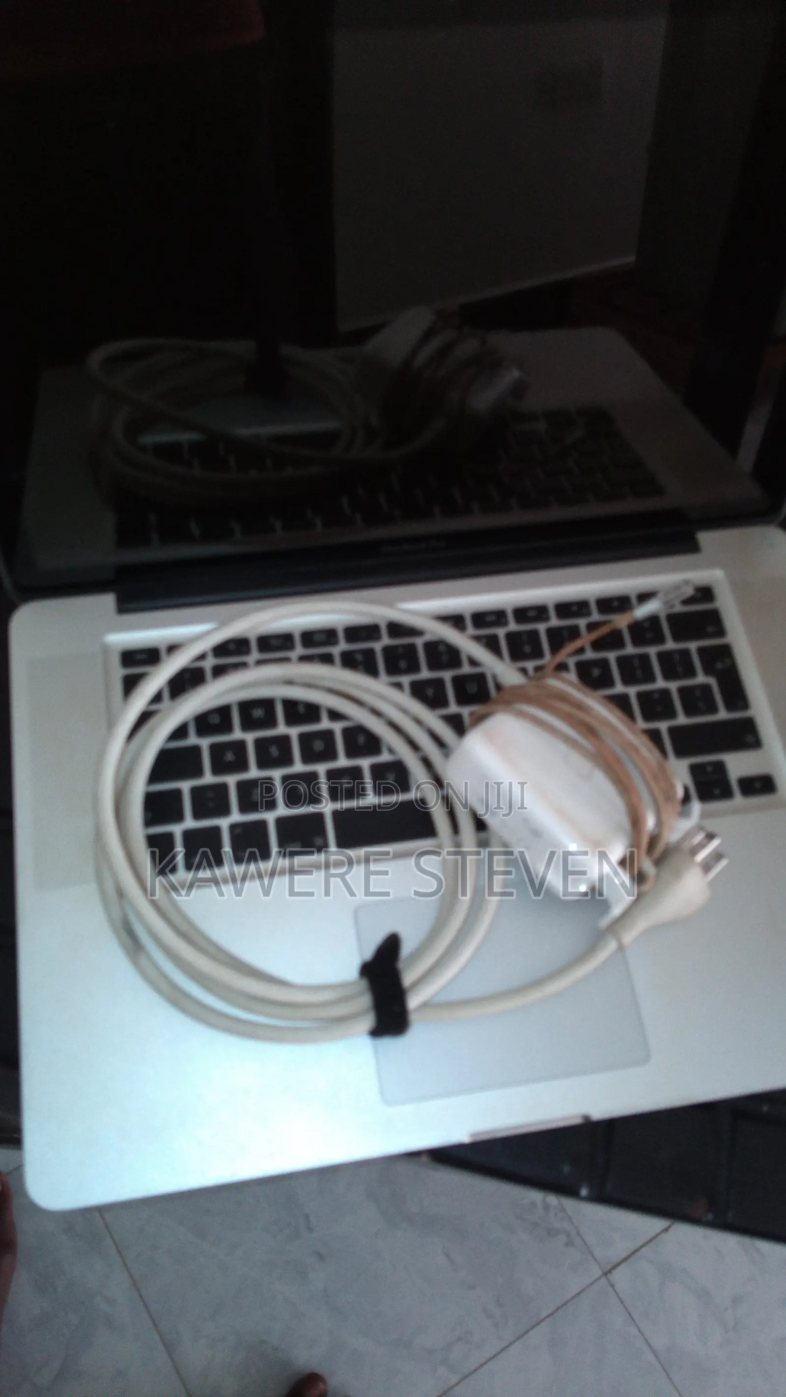 Laptop Apple MacBook Pro 16GB Intel Core i5 SSD 256GB