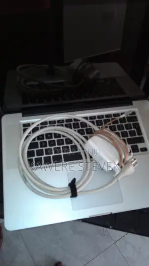Laptop Apple MacBook Pro 16GB Intel Core i5 SSD 256GB