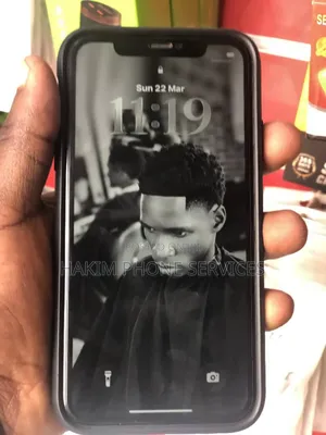 Apple iPhone 11 64 GB White
