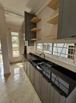 4bdrm Duplex in Muyenga, Central Division for rent
