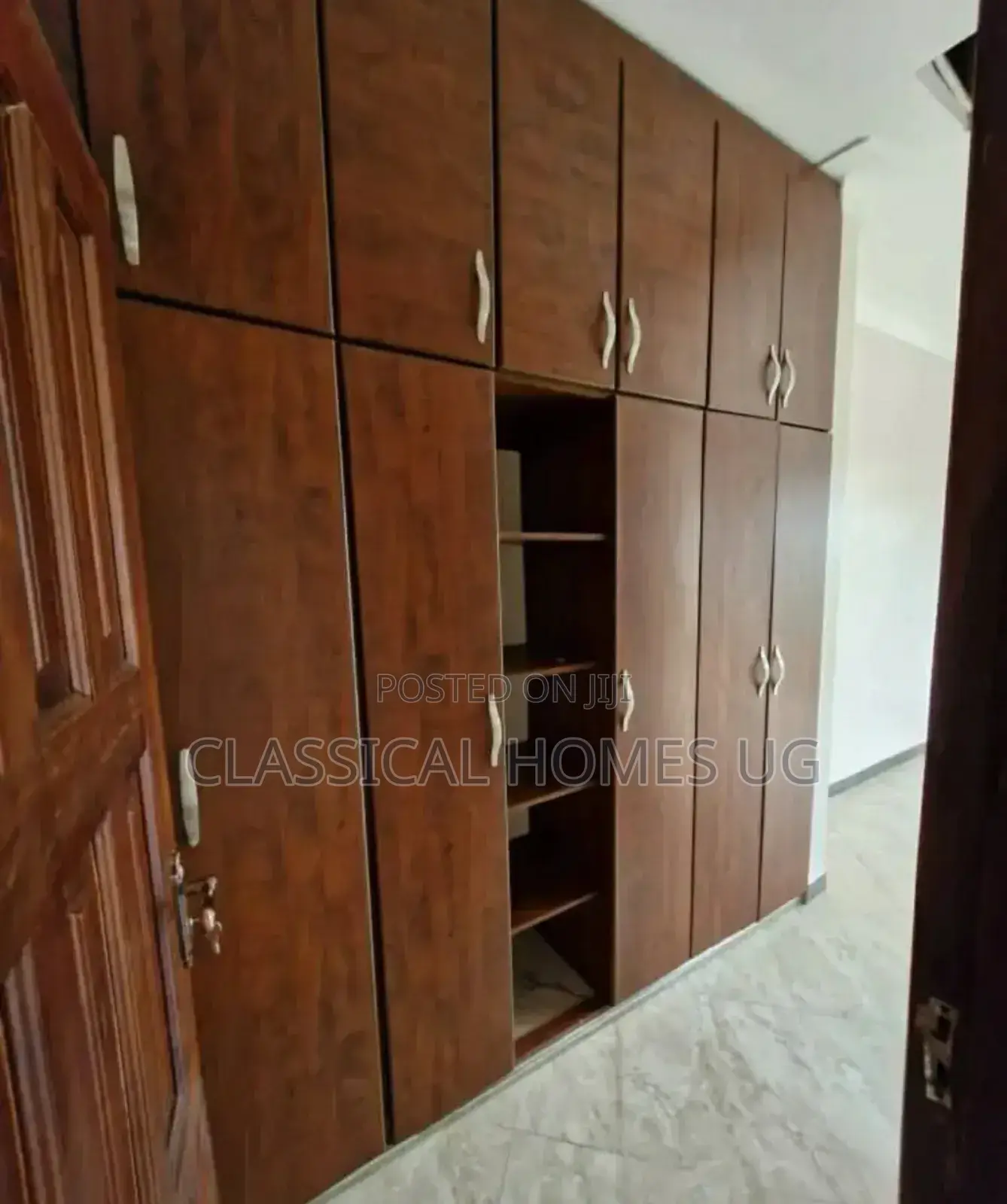 4bdrm Duplex in Muyenga, Central Division for rent