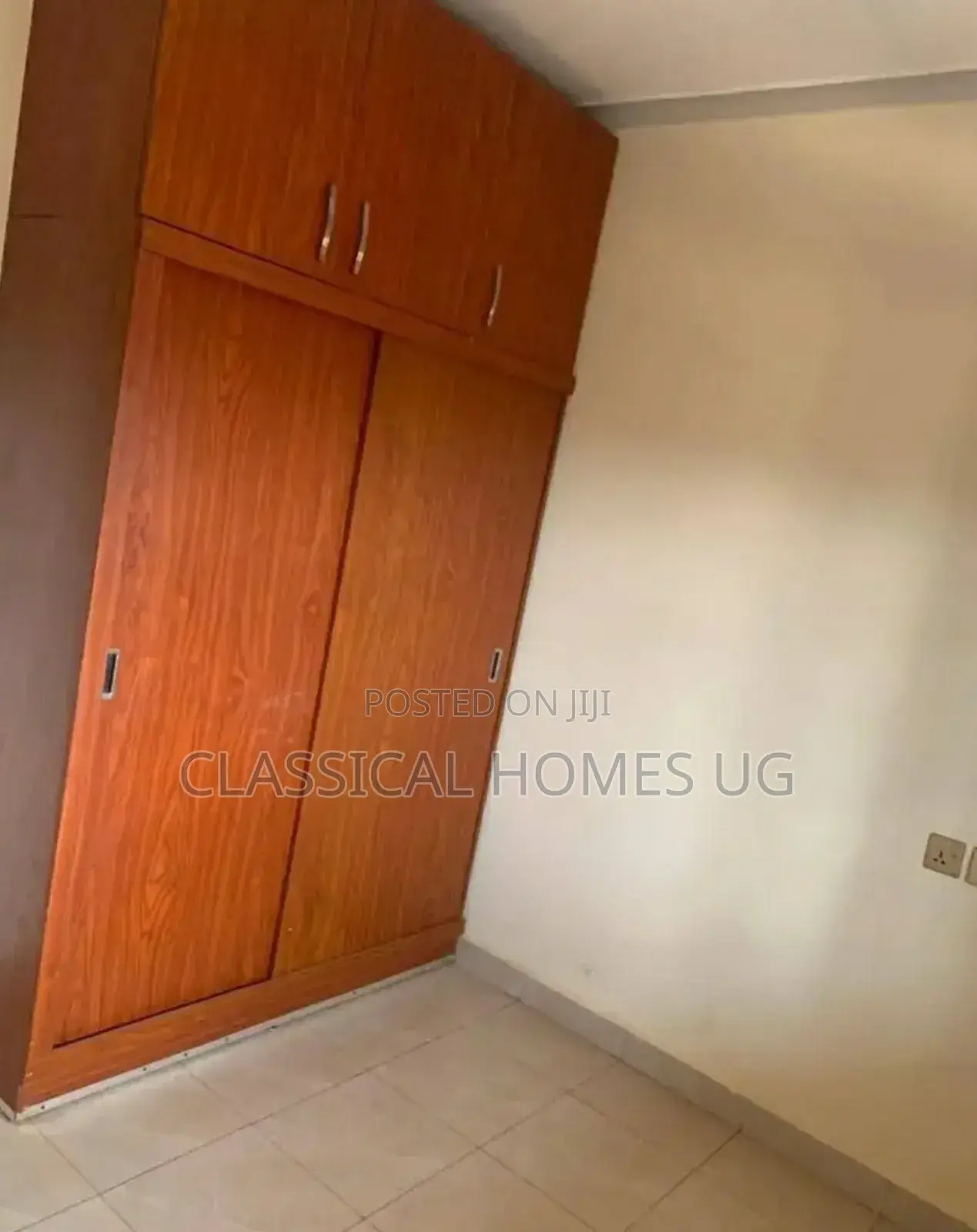 2bdrm Apartment in Maganjo Bombo Road, Central Division for rent