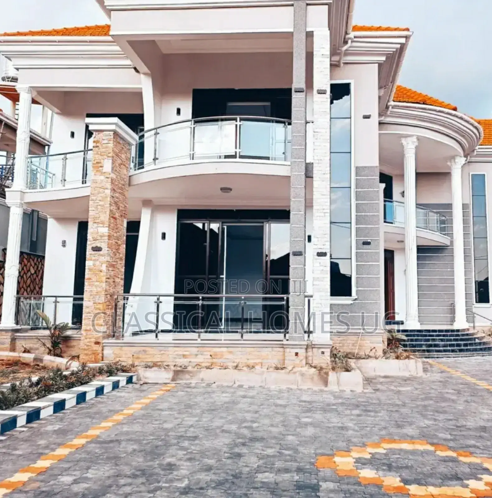5bdrm Duplex in Lubowa Entebbe Road, Central Division for rent