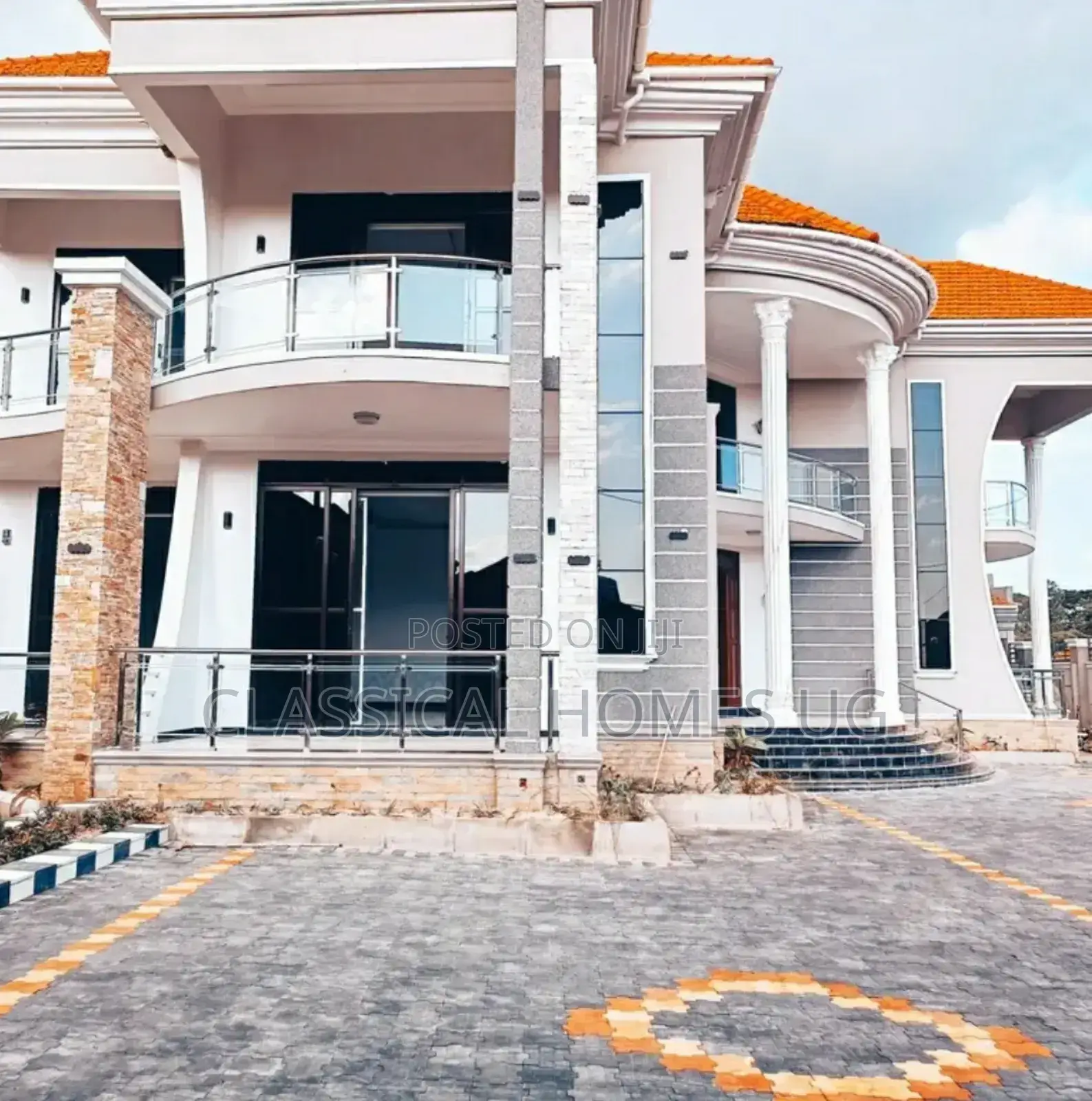 5bdrm Duplex in Lubowa Entebbe Road, Central Division for rent