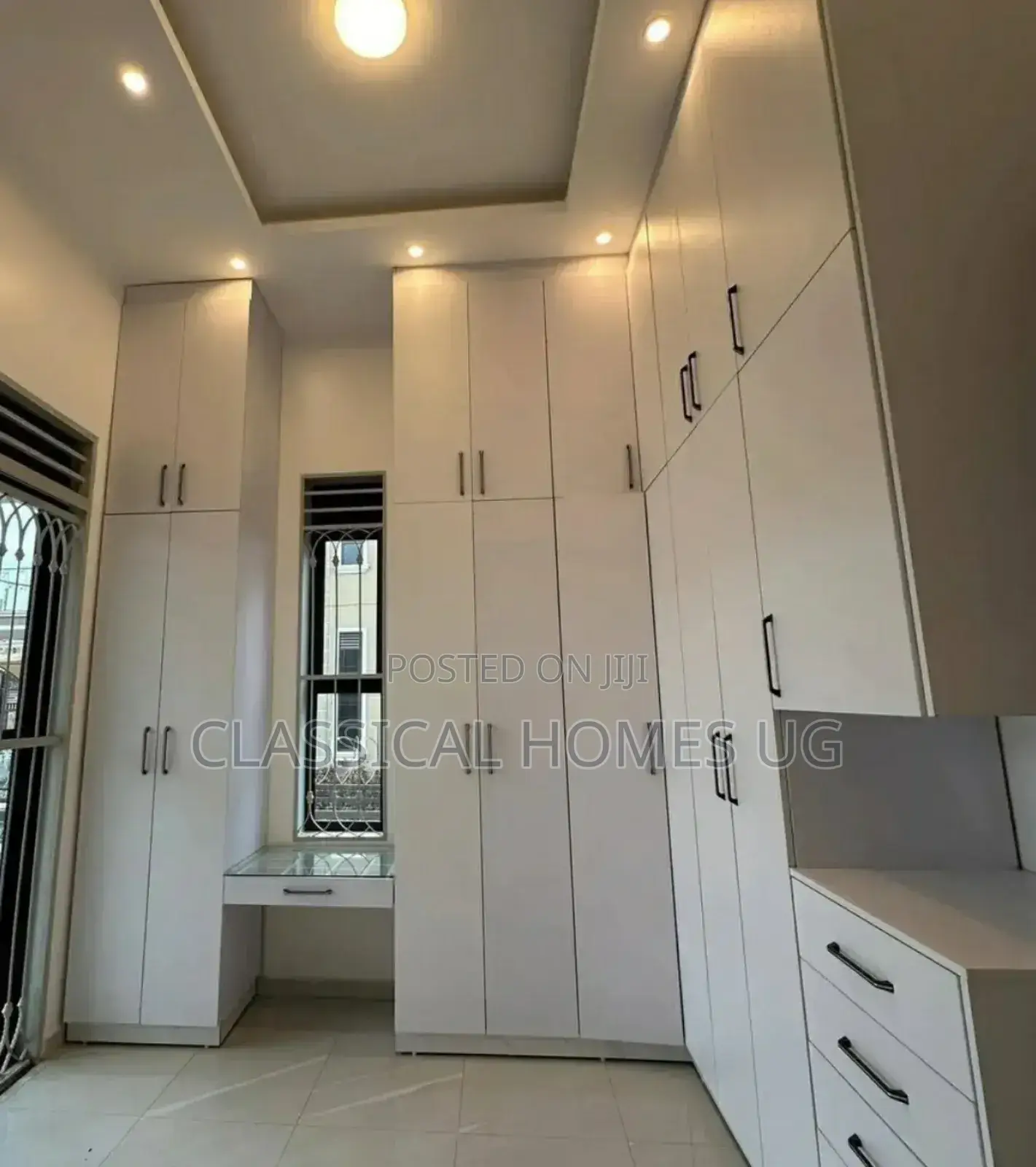 5bdrm Duplex in Lubowa Entebbe Road, Central Division for rent