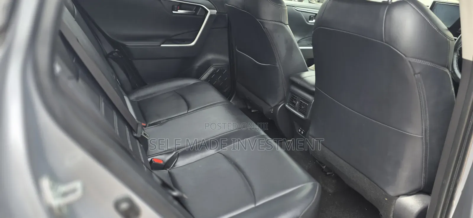 Toyota RAV4 2019 Gray