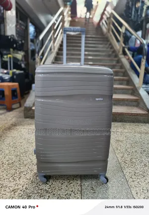 Executive Plastic Suitcase in Large Size