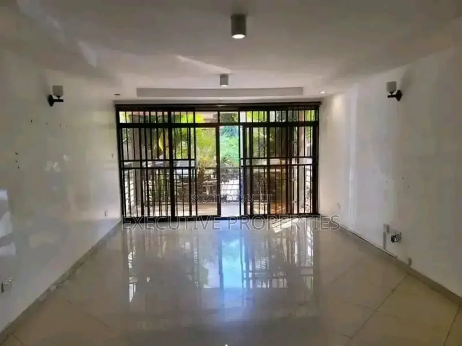 2bdrm Apartment in Muyenga, Central Division for rent