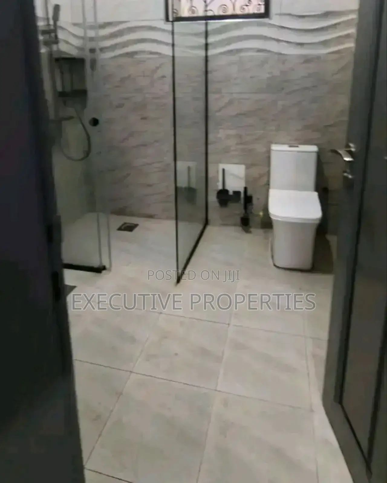 2bdrm Apartment in Muyenga, Central Division for rent