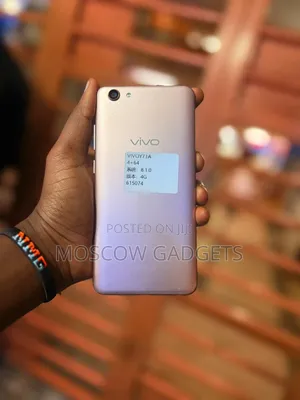 Vivo Y71 32 GB Gold