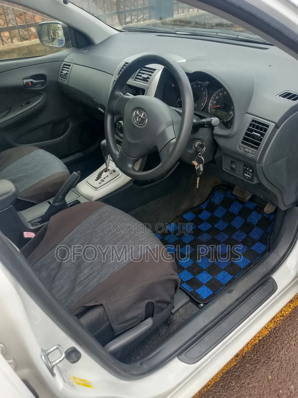Toyota Corolla Fielder 2010 White