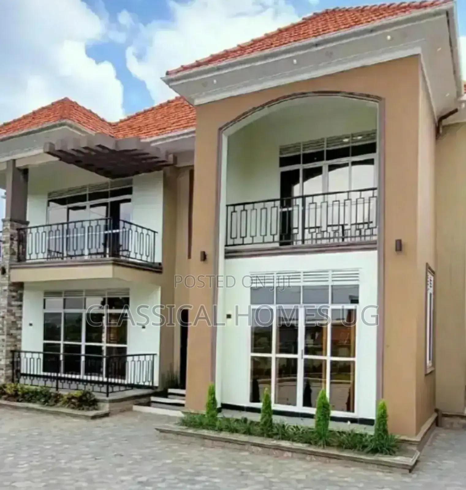 5bdrm Duplex in Akright Bwebajja, Central Division for rent