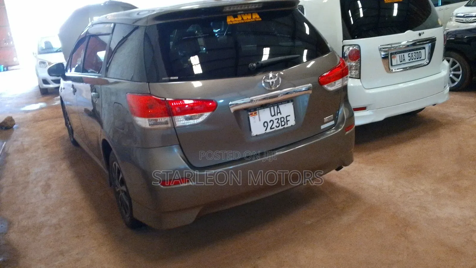 Toyota Wish 2011 Gold