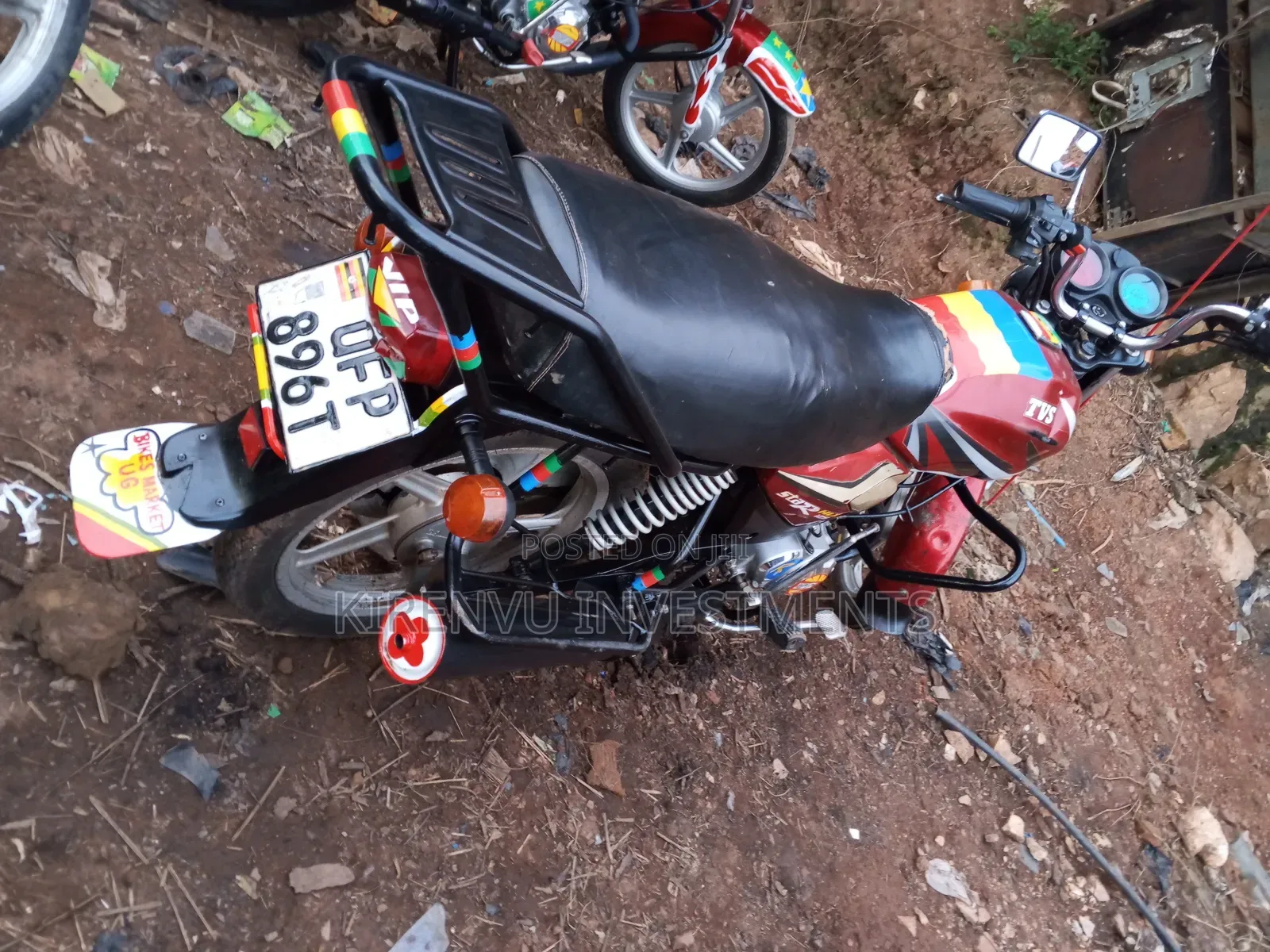 TVS HLX 125 2018 Red