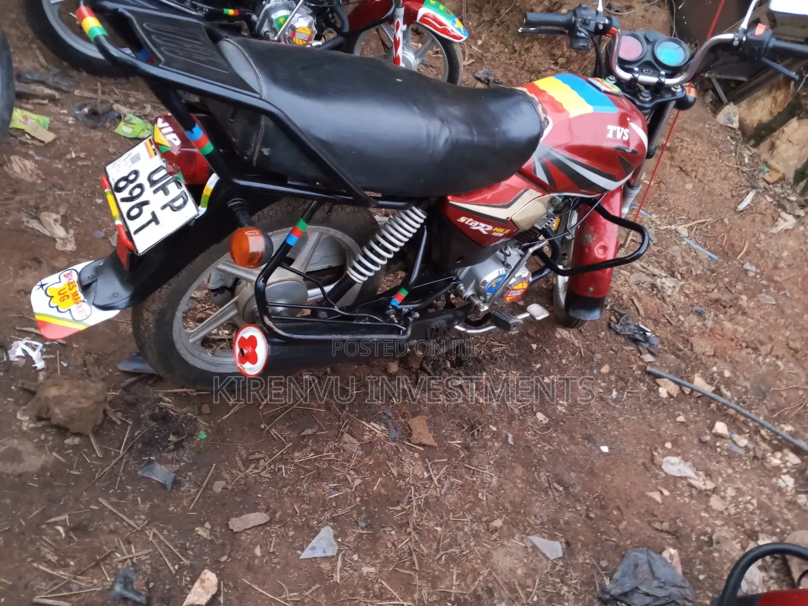 TVS HLX 125 2018 Red
