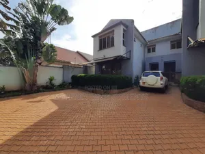 2bdrm Duplex in Kira for rent