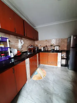2bdrm Duplex in Kira for rent