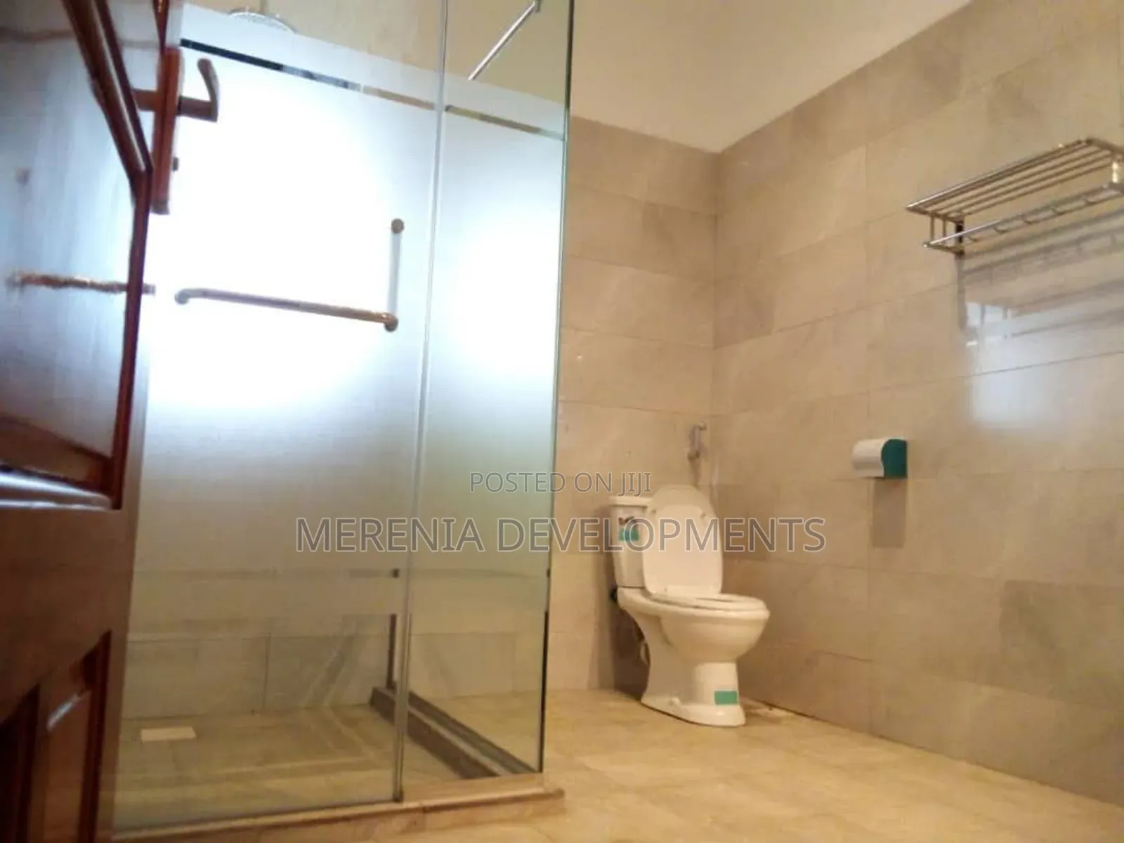 4bdrm Duplex in Kira for rent