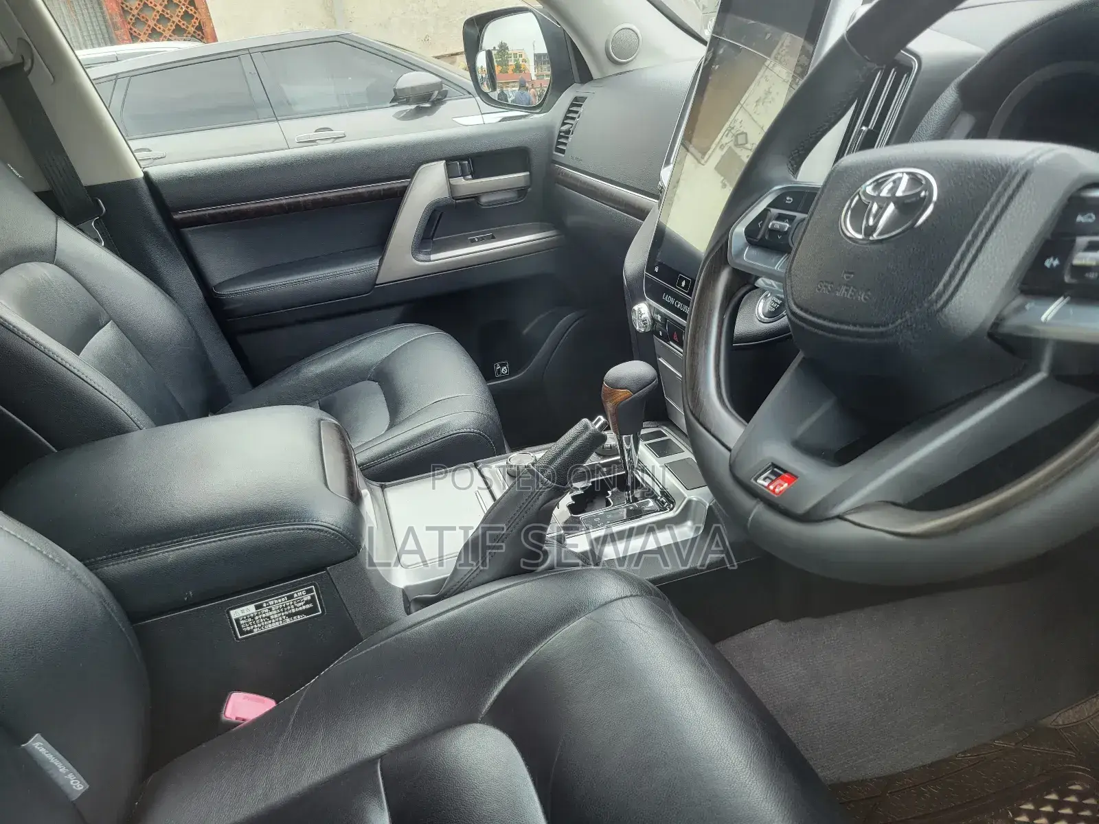 Toyota Land Cruiser 4.0 V6 GX-R 2013 White