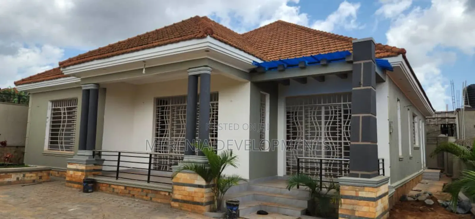 3bdrm House in Bwebajja, Wakiso / Wakiso for sale