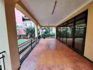 7bdrm Duplex in Fs Properties Ltd, Central Division for rent