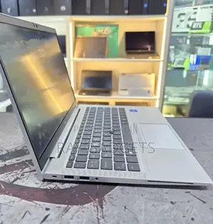 New Laptop HP EliteBook 840 G5 8GB Intel Core i5 SSD 256GB