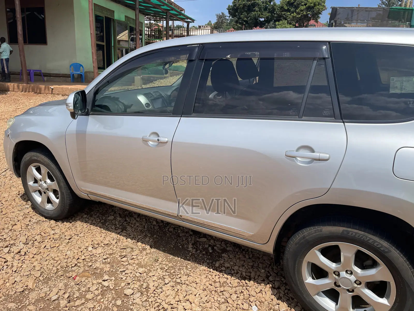 Toyota Vanguard 2010 Silver