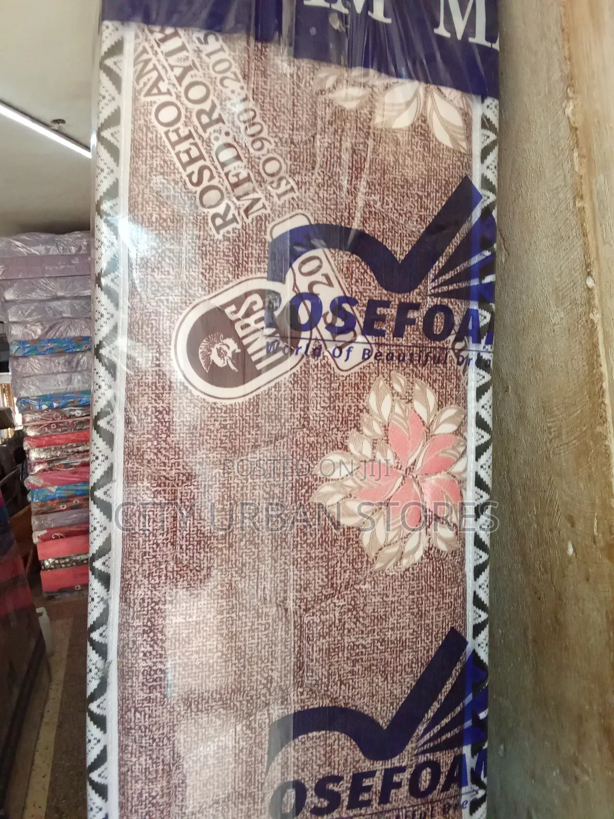 Rose Foam Deluxe Quilted 6*6 by 8 Inches