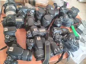 Nikon D90 Withi 18-105mm Vr Lens