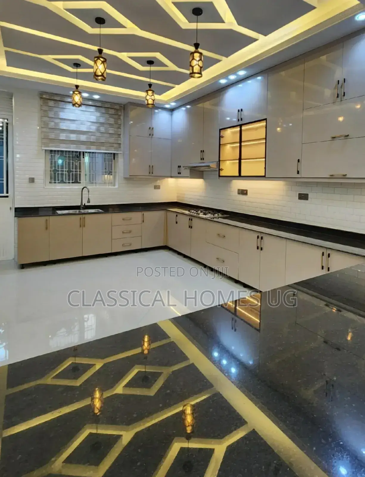 5bdrm Duplex in Akright Bwebajja, Central Division for rent