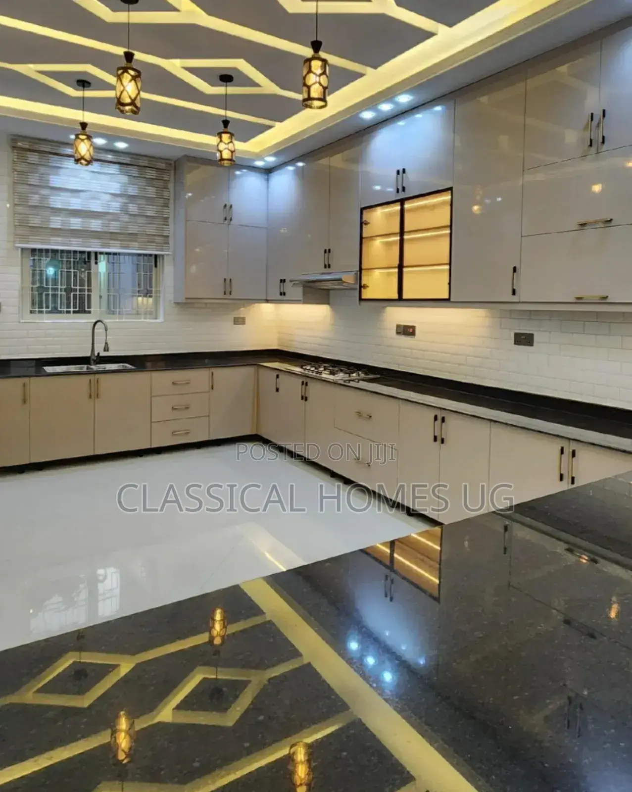 5bdrm Duplex in Akright Bwebajja, Central Division for rent
