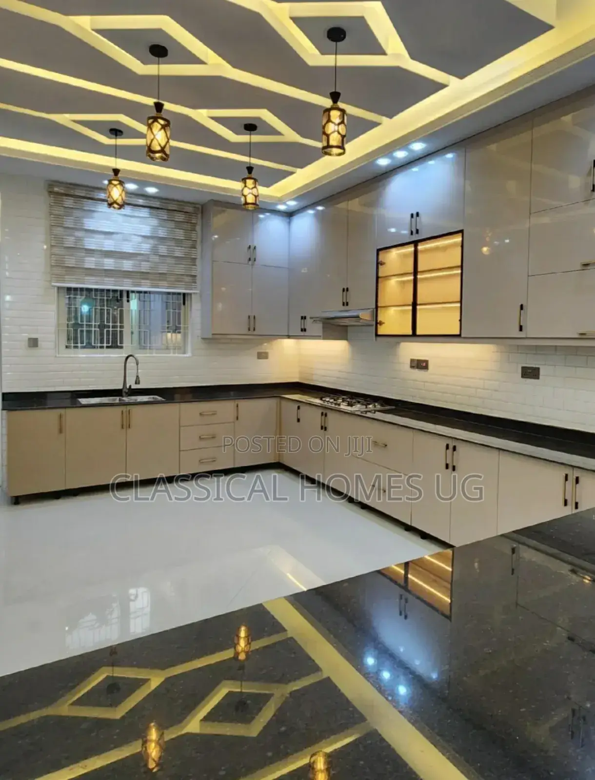 5bdrm Duplex in Akright Bwebajja, Central Division for rent