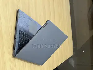 New Laptop Lenovo Ideapad 3 8GB Intel Core i7 SSD 256GB