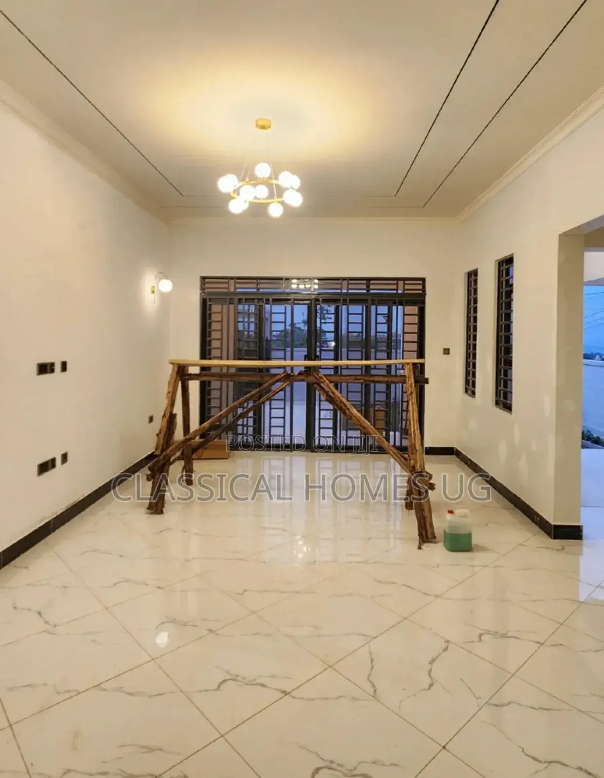 4bdrm Bungalow in Akright Bwebajja, Central Division for rent